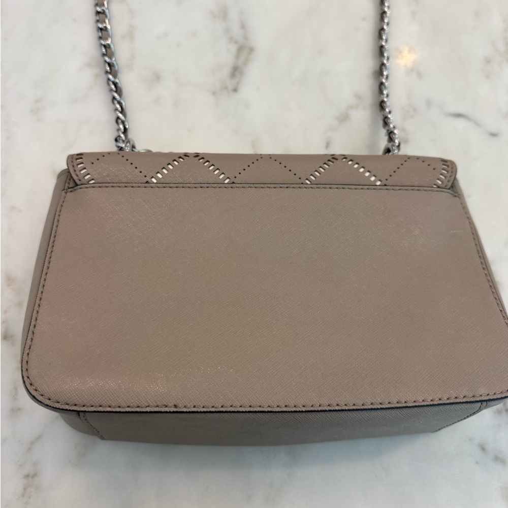 TORY BURCH Robinson Crosshatch Leather French Gray Adjustable Chain Strap - Picture 3 of 5